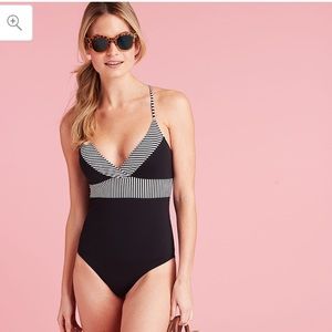 NWT Vineyard Vines Sarah Stripe Sconset Swimsuit
